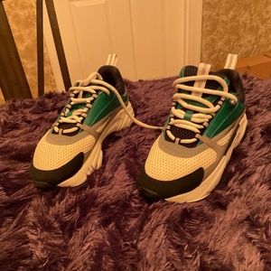 Dior B22 Sneakers